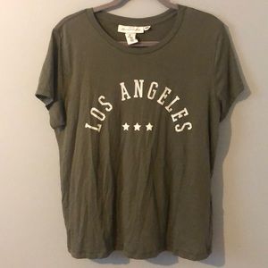 short sleeved tshirt